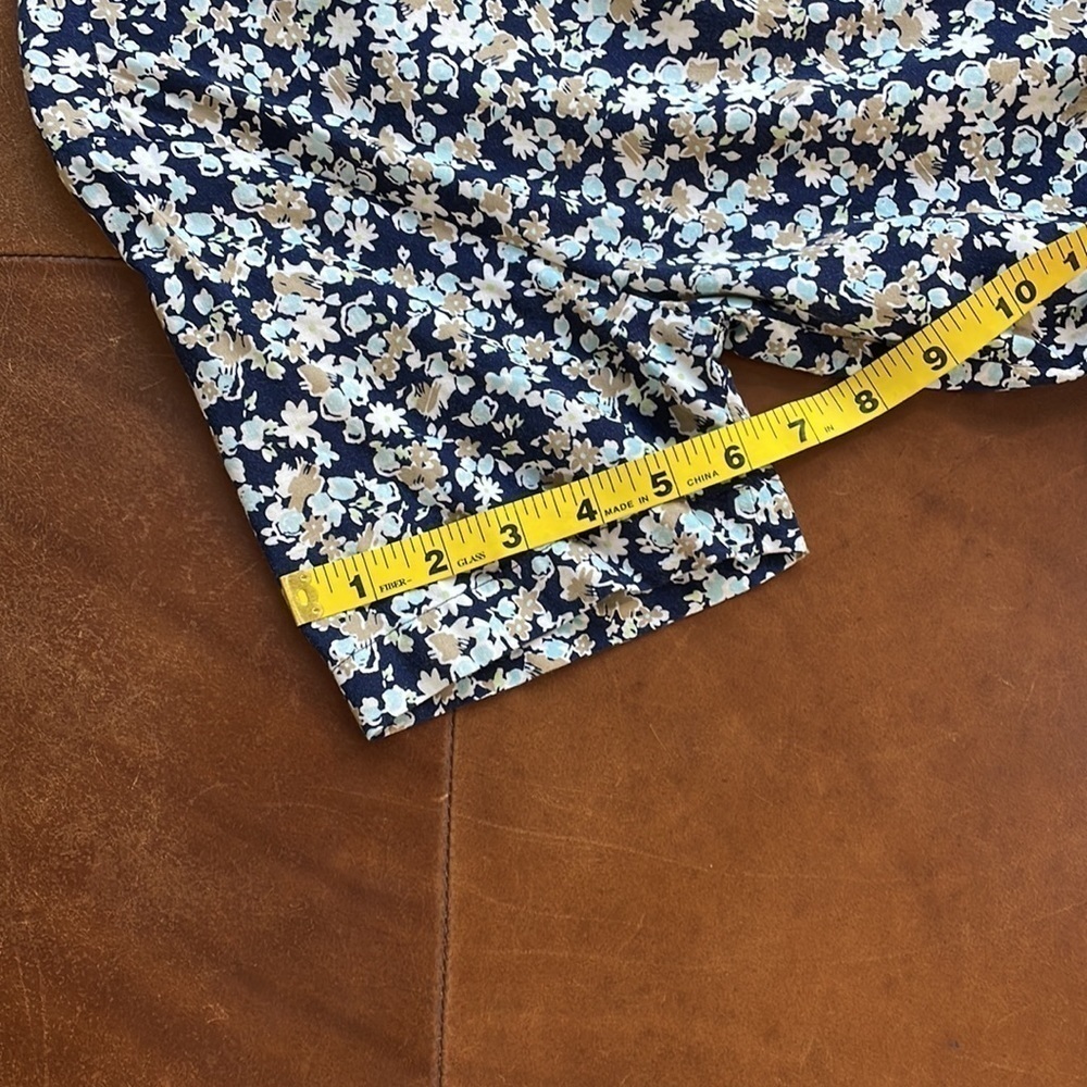 Vintage Guess blue floral button down top SZ S/M - Picture 8 of 9